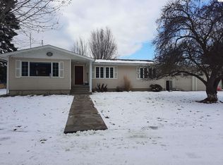 351 Cabinet Mountain Rd, Naples, ID 83847