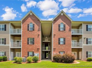 612 Marshtree Ln UNIT 304, Fayetteville, NC 28314
