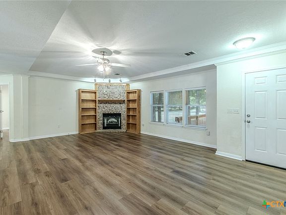3rd image of 5226 Breaker Cir
