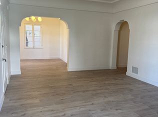 421 S Maple Dr #421, Beverly Hills, CA 90212
