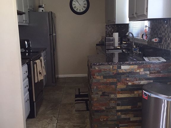 4th image of 2101 Saint Johns Ave APT D