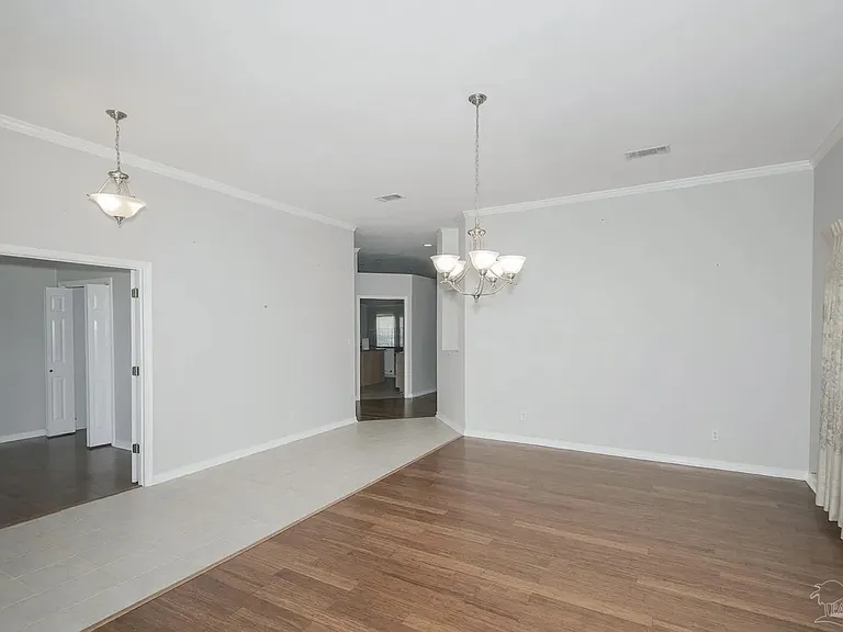 9588 Westgate Cir — Photo 9