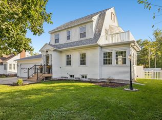 219 10th St, De Witt, IA 52742