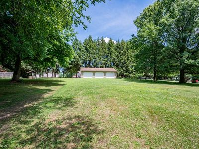 46192 State Route 46, New Waterford, OH, 44445