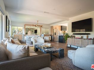 12956 Walsh Ave, Los Angeles, CA 90066