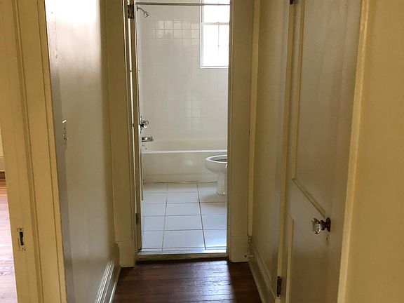 5th image of 915 Spotswood Ave #3
