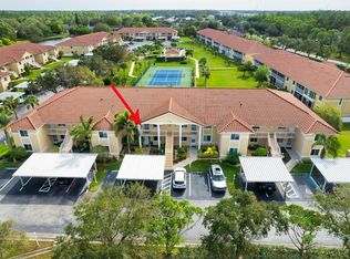 192 Furse Lakes Cir APT H9, Naples, FL 34104