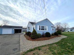447 Denslow St, Windsor Locks, CT 06096
