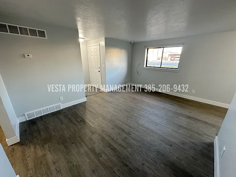 1443 W 1650 N #3 — Photo 6