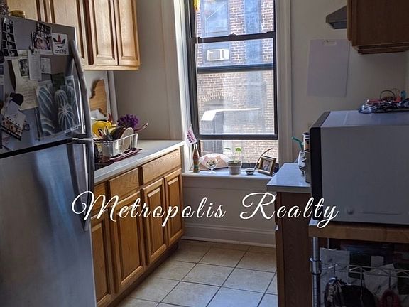 3rd image of 31-18 Newtown Ave #4B