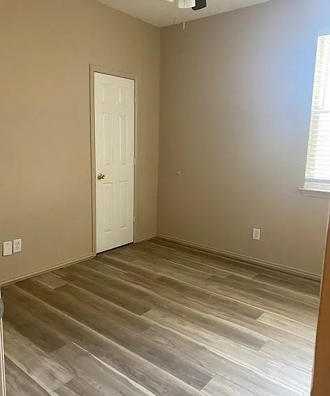3948 Parkhaven Dr — Photo 18