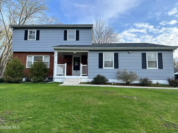 31 Point View Drive, East Greenbush, NY 12061