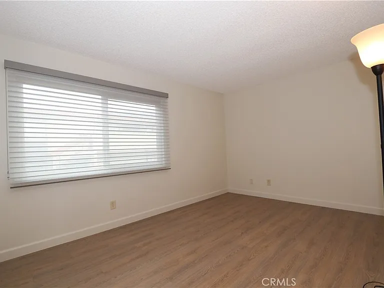 1014 Junipero Dr — Photo 17