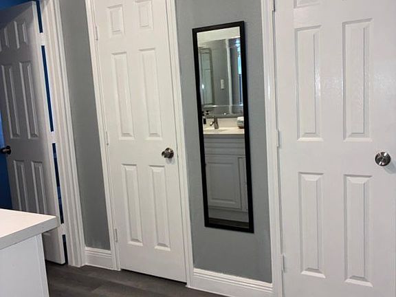 2nd image of 7910 Hawk Park