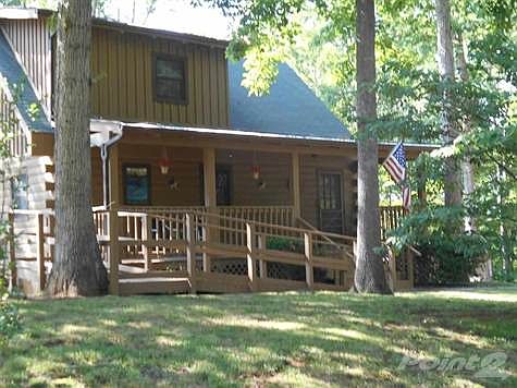 1st image of 1096 Beechwood Dr