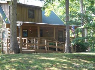 1096 Beechwood Dr, Dandridge, TN 37725