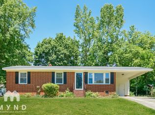 706 Pond St, Clayton, NC 27520
