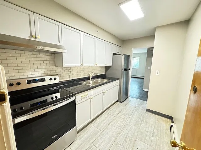 4806 Conrad Ave — Photo 1