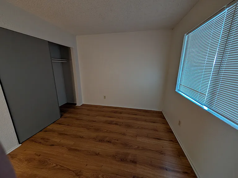 9227 Kelley Dr — Photo 8