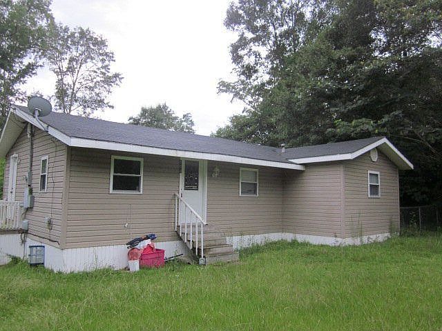 1st image of 104 Camellia Dr