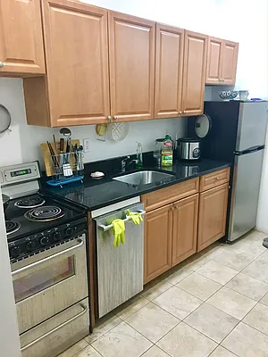 Rented by ELK Investors | media 28