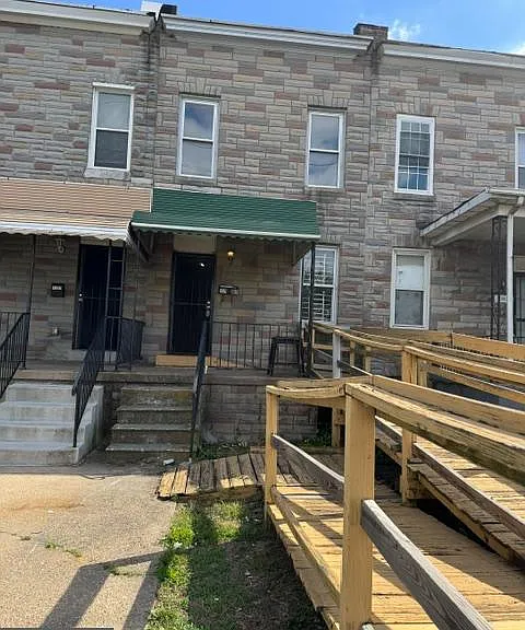 1305 E Patapsco Ave — Photo 1