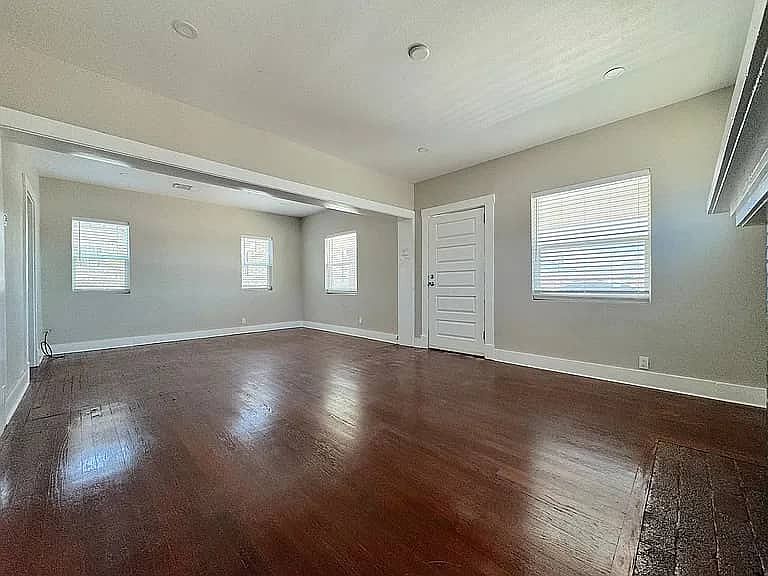 1st image of 2213 N Kansas St #999