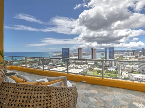 988 Halekauwila St, Honolulu, HI