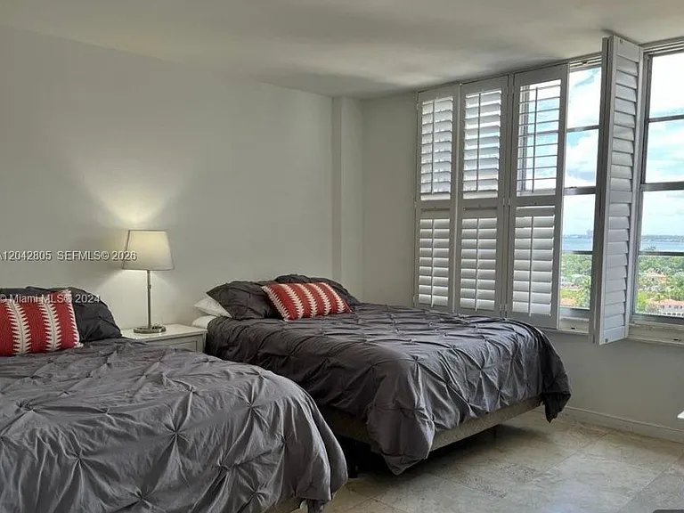 5161 E Collins Ave #1612 — Photo 14