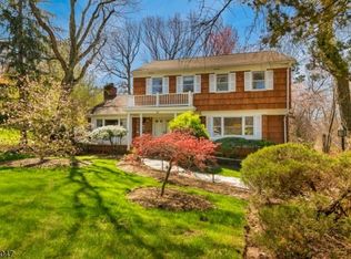 12 Tamarack Dr, Livingston, NJ 07039