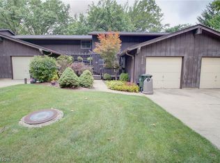 9420 Bassett Ln, North Royalton, OH 44133
