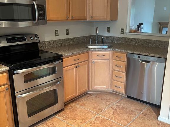 3rd image of 3961 Conquest Ct