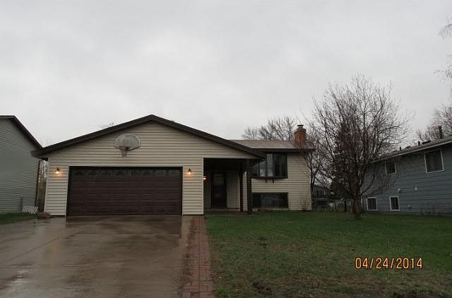 1st image of 2908 83rd Ln N