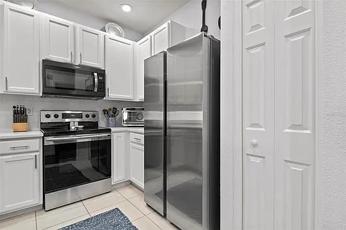 3423 Parkridge Cir #19101 Photo 1
