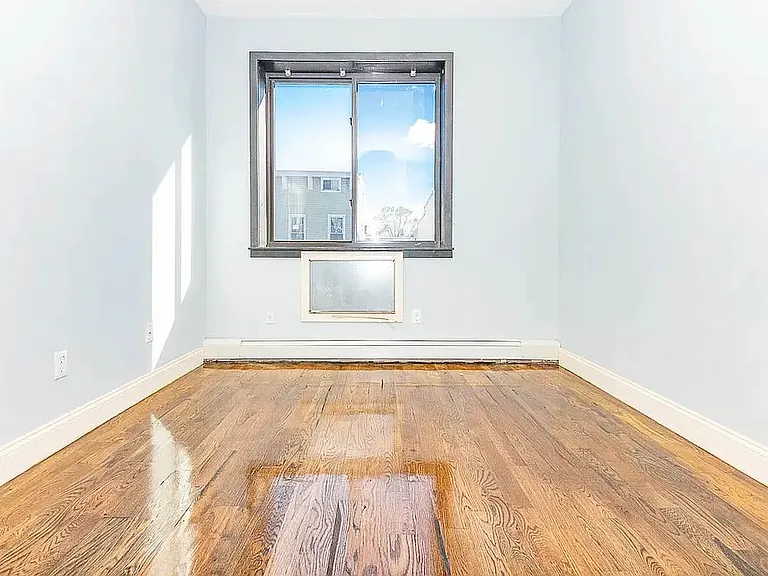 39 Suydam St #2A — Photo 3