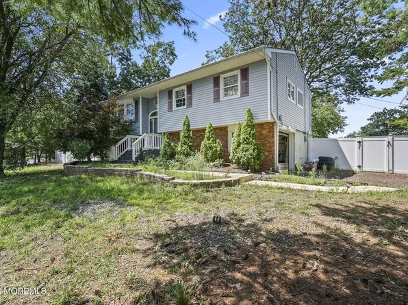 822 Neville St, Toms River, NJ 08753