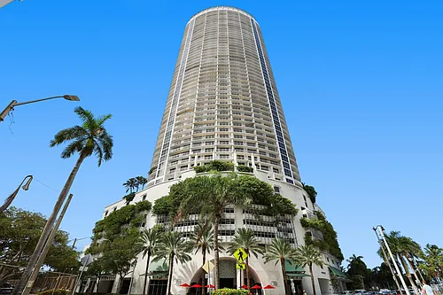 1750 N Bayshore Dr #2409 Photo 1