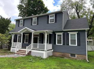 90 Knickerbocker Rd, Demarest, NJ 07627