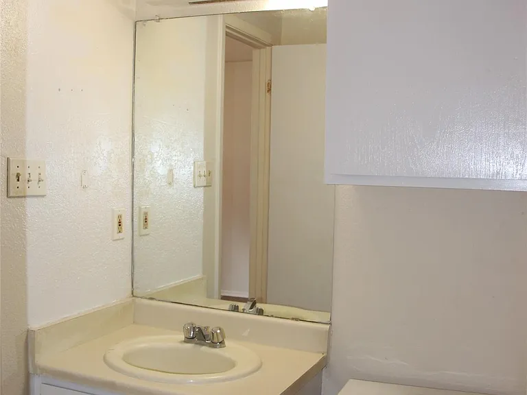9603 Nightjar Dr — Photo 14