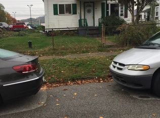 226 9th Ave, South Charleston, WV 25303