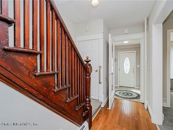 5th image of 53 Palmer Ave