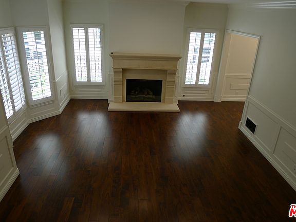 2nd image of 207 S El Camino Dr