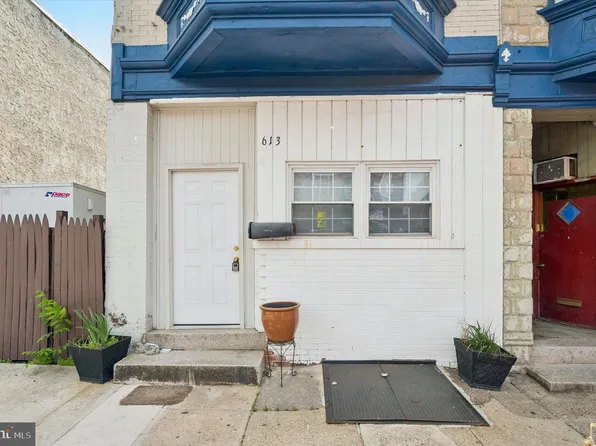 613 S 52nd St, Philadelphia, PA 19143