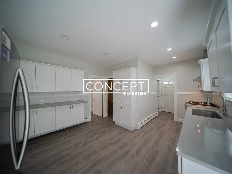 14 Richardson St #1 — Photo 5