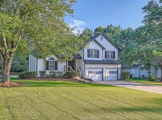 6075 Carriage Ct, Cumming, GA 30040