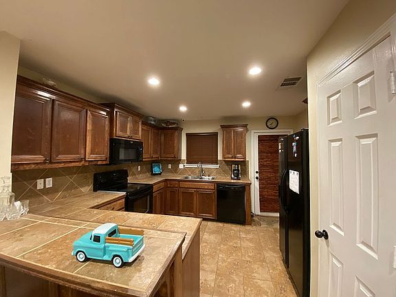5th image of 42332 Palmstone Ave