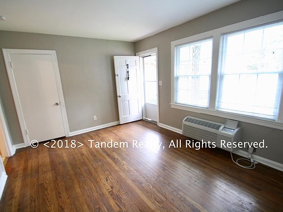 3rd image of 1600 16th Ave S APT 4
