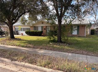 3504 Erwin Ave, Victoria, TX 77901