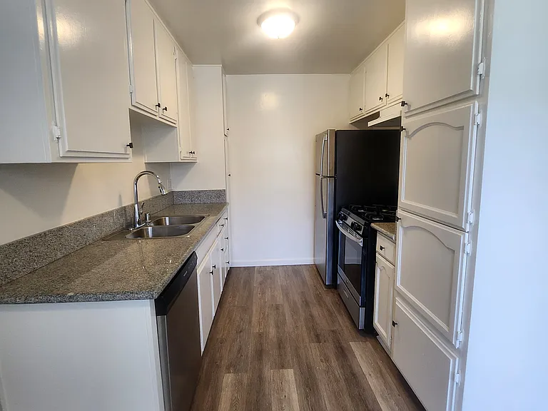 235 S Rampart Blvd #201 — Photo 13