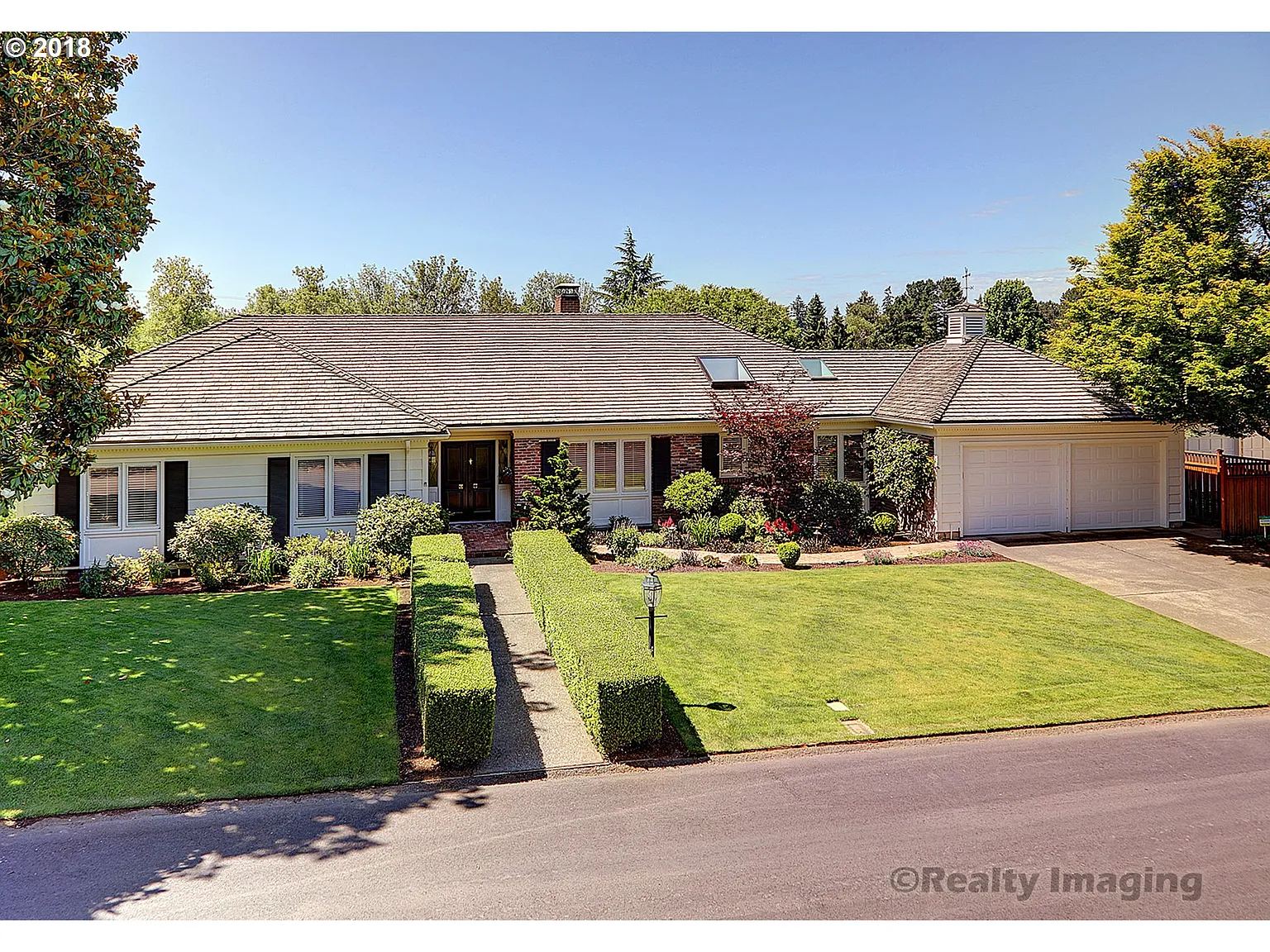 7520 SW Westgate Way photo 1